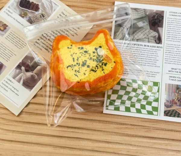 Grilled toast with kitten, three layers of creamy filling 230g
